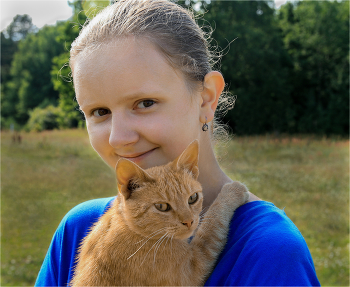 Девочка и фамильяр. / портрет