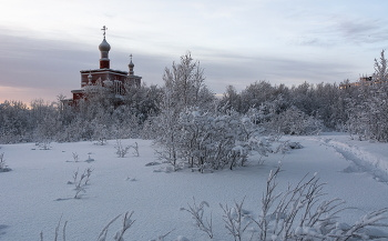 среди снегов / окраина Мурманска