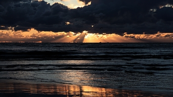 Балтийский закат / Балтика сурова и красива