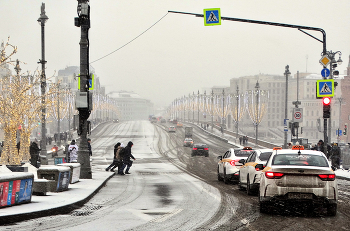 Запуржило, заснежило / Запуржило, заснежило