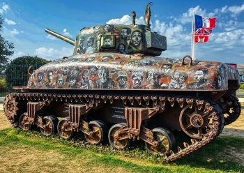 &nbsp; / Le Bessin - Bayeux (Normandia) - tanc - França