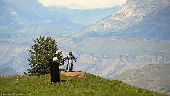 Традиции / Дагестан, Матласс (у входа в Каменную чашу).