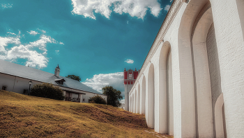 Новодевичий монастырь. / Внутри Новодевичьего монастыря.