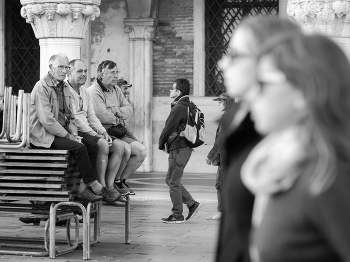 старость не радость / ***