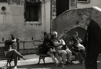 | старость не радость / ***