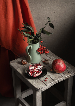 C гранатом. / ***