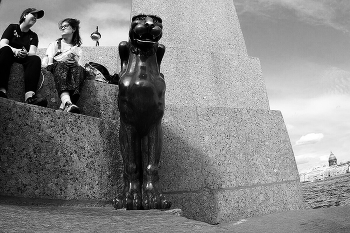 sj24 / Санкт-Петербург, Университетская наб., июнь 2025 г.