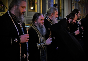 Прощённое Воскресенье. / Монастырь. Праздничная служба.