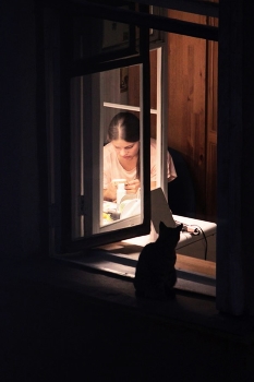 Вечерний видеоконтент / Вглядываемся в настоящее...