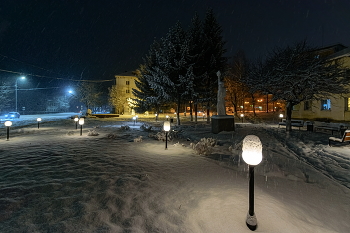 Город. Вечер. Снег / Снежный вечер 05.02. Решили прогуляться по городу...