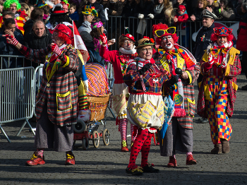 Вся жизнь маскарад / Сегодня КАРНАВАЛ - Розенмонтаг — «розовый понедельник»