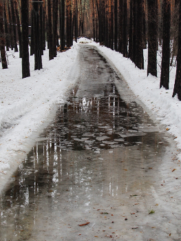 Оттепель / ***