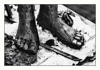 Рождение Евы / Испытывая творческие муки