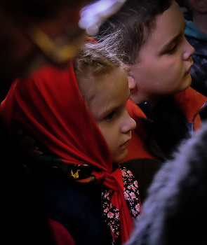 Дети в церкви. / Божественная Литургия.