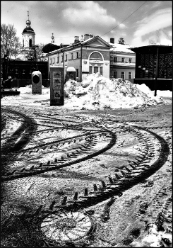 .... Все дороги ведут в Храм ... / городской фрагмент