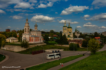 г.Серпухов, Успенская, Ильинская и Троицкая церкви / Место съемки: Московская область, г. Серпухов
Фотограф: https://vk.com/vvlopatoff
