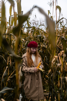Аделина в кукурузе / модель Аделина Козинова