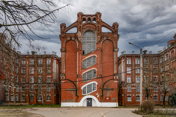 Двор Пролетарки / Двор Пролетарки - исторический район Твери, в котором располагалась Морозовская мануфактура
