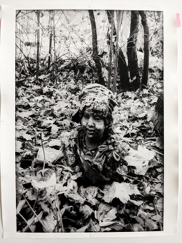 Genius loci / Небольшая скульптура в садике около дома в приговорённом к сносу и застройке новостроем историческом квартале "Красный просвещенец"