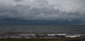 ненастье / море и небо