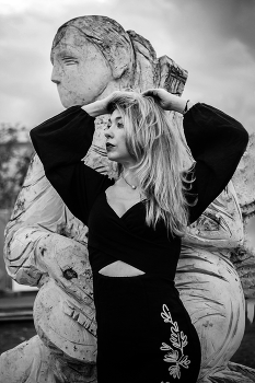 Мила. Дуэт. / Фотопрогулка по парку скульптур в Музеоне