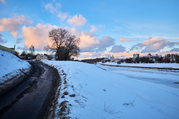 Похоже на весну 2 / ***