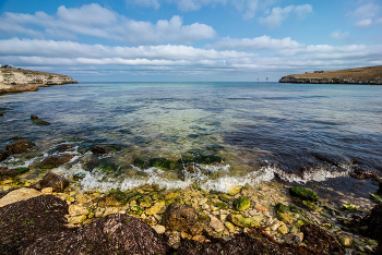 Погожим днём на Тарханкуте... / Тарханкут. Бухта. Солнечный погожий день. Республика Крым. Россия.