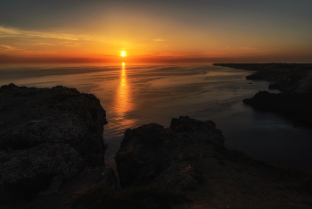 Фиолентовский закат. / Мыс Фиолент. Закатное Солнце. Севастополь. Республика Крым. Россия.