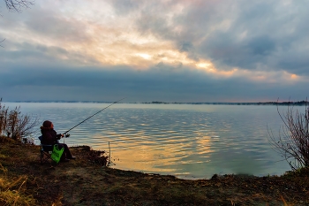 Мартовский клёв. / ***
