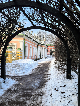 Кусково. Март. / ***