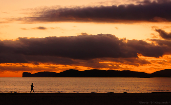 Вечер в красном.... / Италия Сардиния Альгеро вечер с видом на Капо Кача (Capo Cacha)