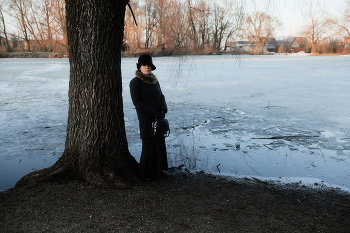 &nbsp; / Весенний портрет на пруду