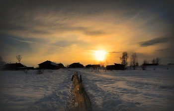Деревенский весенний вечер / Сибирь