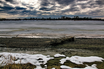 Апрельская Томь. / ***