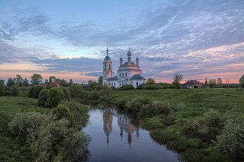 Рассвет. / раннее утро в деревне