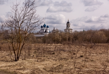 Апрель / Весенний сюжет из Подмосковья.