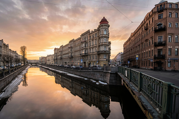 весна в Петербурге... / ***
