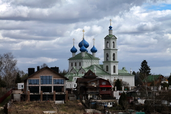 Церковь Воздвижения Креста Господня в Свердлово. / ***