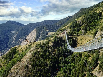 &nbsp; / Canillo - El Tarter (pont tibetà) - Andorra