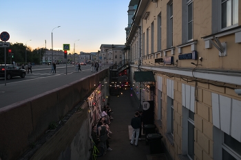 Неприметный ресторанчик на Яузской улице / Москва, Яузская улица