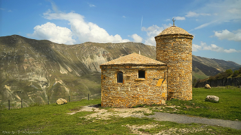 В горах Дагестана / Дагестан, Хунзахский район, Мечеть Матлас