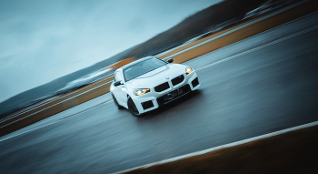 bmw m2 / https://youtube.com/shorts/U95Jbr90_jA?si=aplvQzONcpwU6SIe