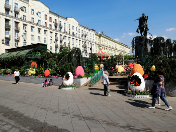 Тверская площадь / Тверская площадь в Москве. Апрель 2025.