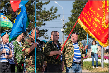 Ветераны ВДВ. / День ВДВ в Архангельске.