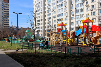 Васильцовский стан / Улица Васильцовский стан в Москве. Апрель 2025.