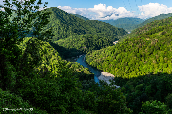 Река Шахе / Место съемки: Россия, Краснодаркий край, г.Сочи
Фотограф: https://vk.com/vvlopatoff
