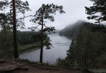 Река Мана / Пасмурным днем