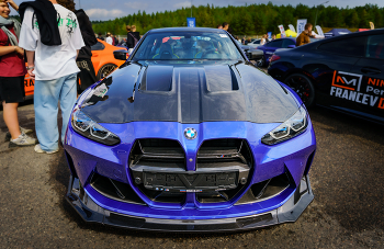 bmwfestby / https://youtube.com/shorts/P0smlRih2Ms

@vaguro_vuv