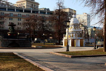 Театральная площадь / Театральная площадь в Москве. Февраль 2025.