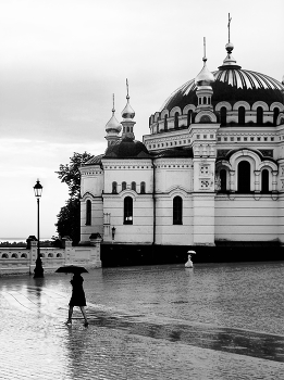 Дождь в Лавре / 2010
